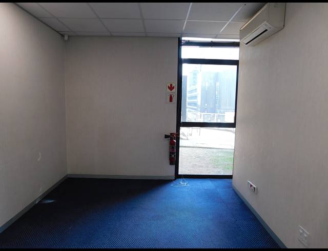 157M² OFFICE TO LET IN ROSEBANK